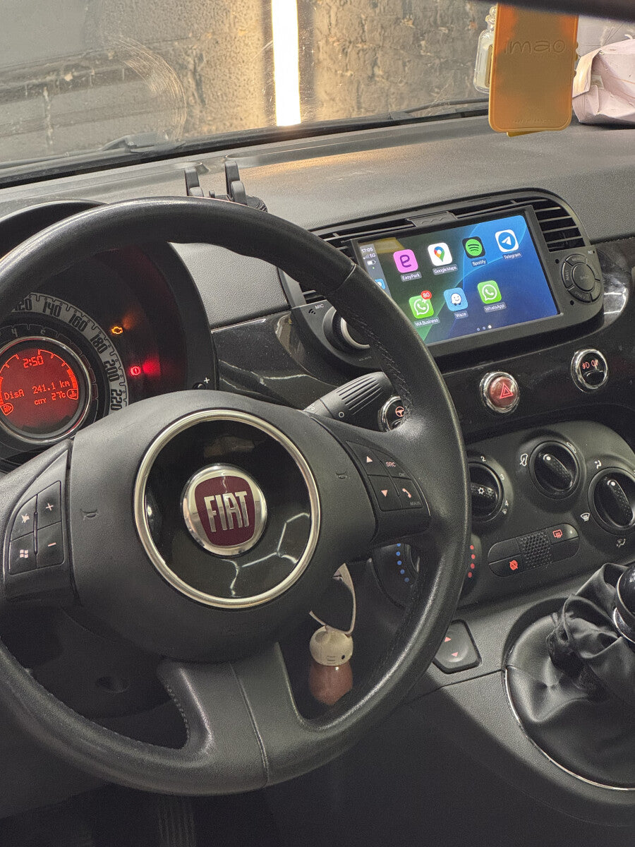 Écran CarPlay et Android Auto sans fil pour Fiat 500 (2009–2015) – vue 2