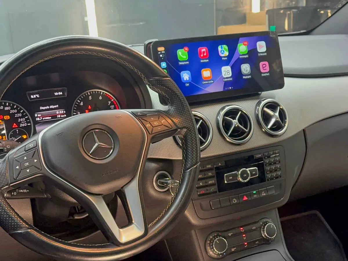 Écran large CarPlay & Android Auto — Mercedes Classe B, installation à Bruxelles